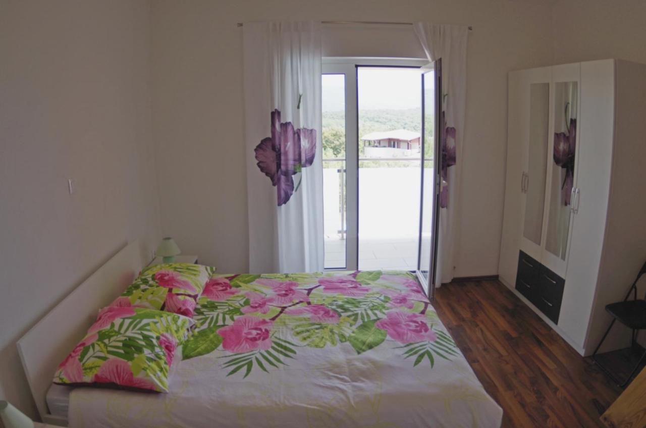 Holiday Apartments In House Sanja Rakalj Bagian luar foto