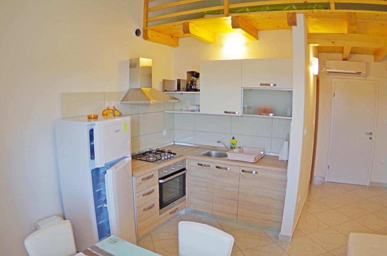 Holiday Apartments In House Sanja Rakalj Bagian luar foto