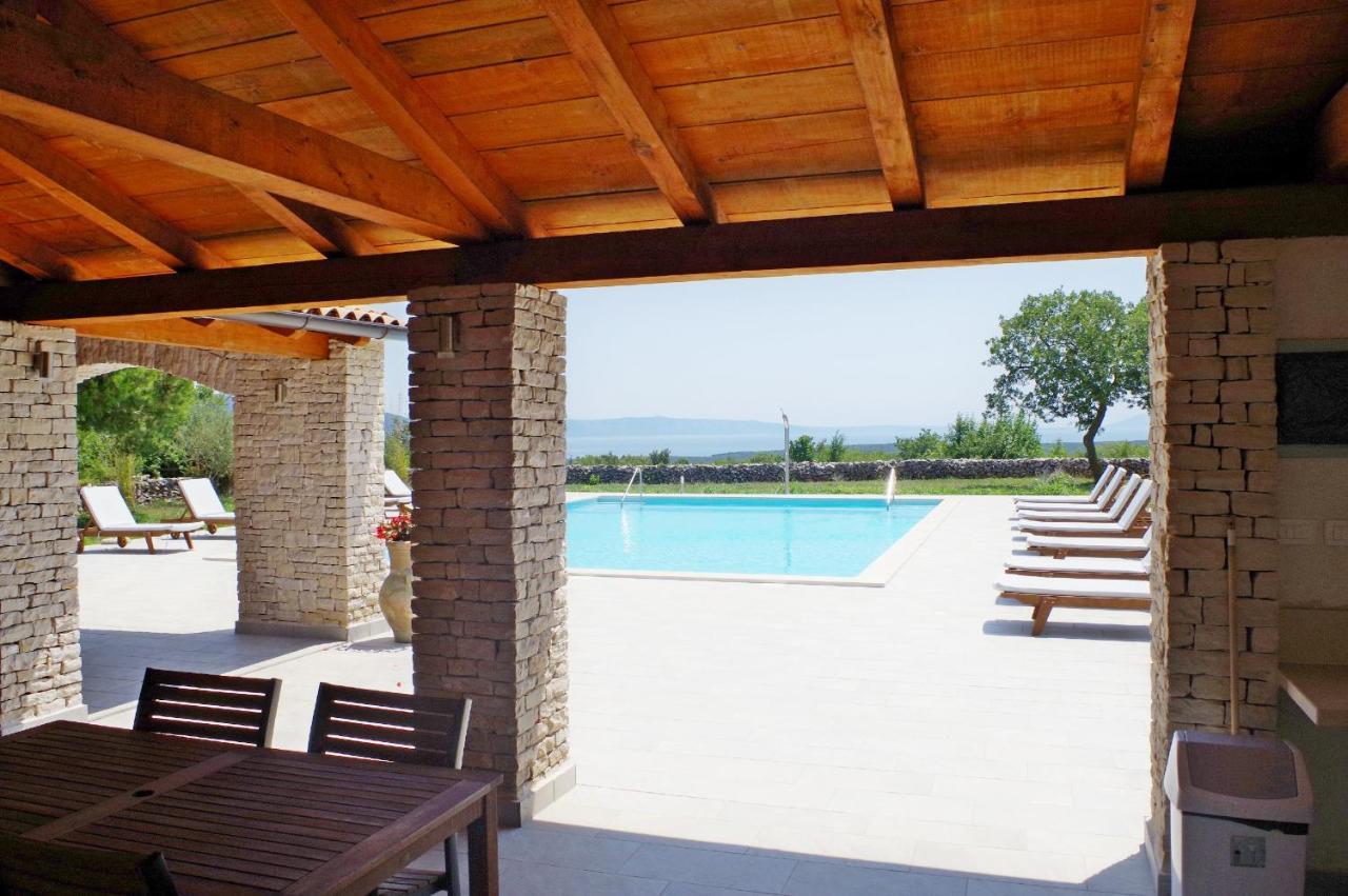 Holiday Apartments In House Sanja Rakalj Bagian luar foto