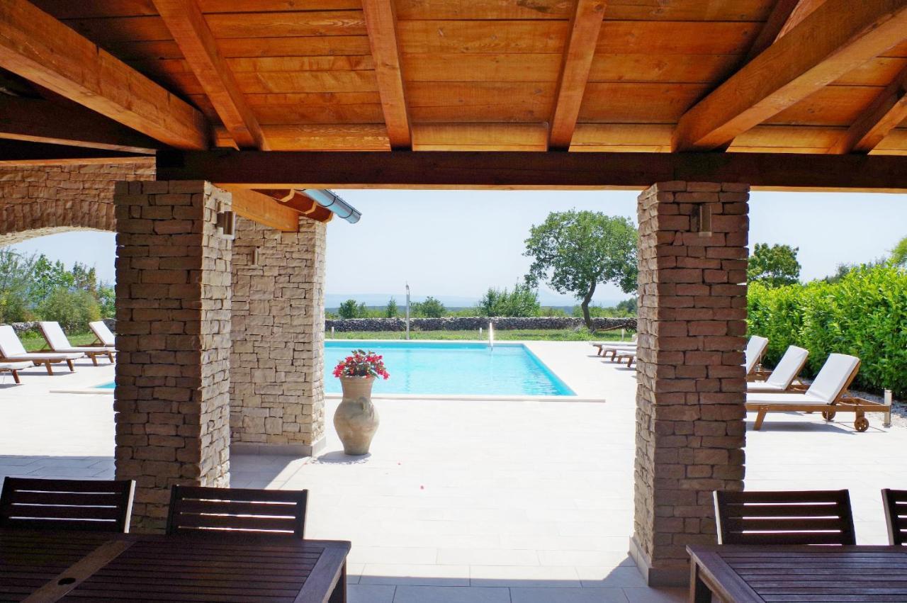 Holiday Apartments In House Sanja Rakalj Bagian luar foto