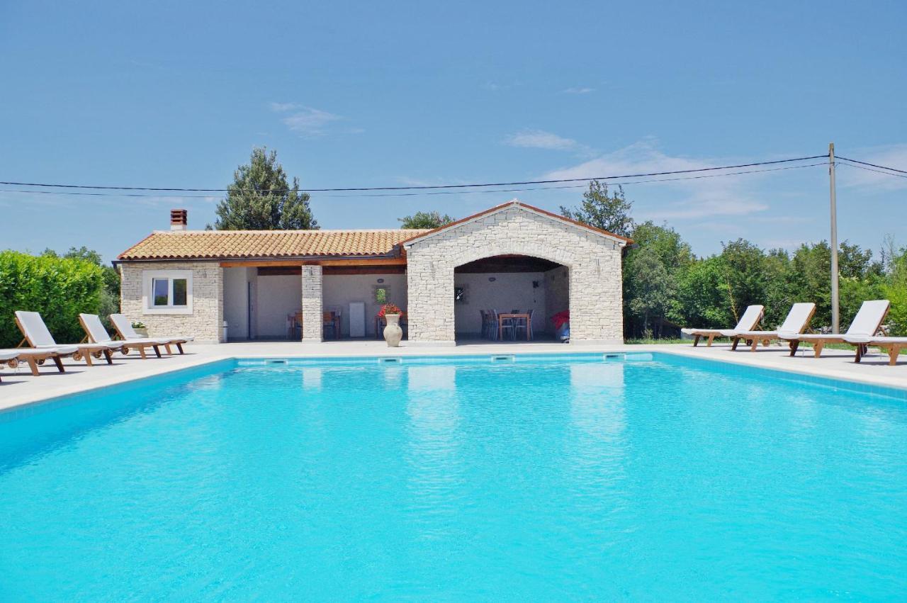 Holiday Apartments In House Sanja Rakalj Bagian luar foto