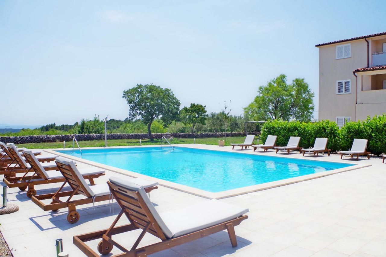 Holiday Apartments In House Sanja Rakalj Bagian luar foto