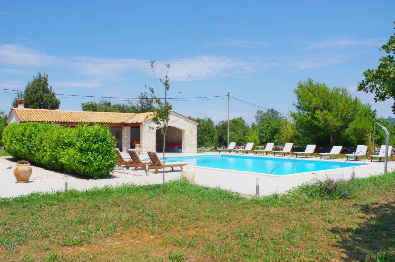 Holiday Apartments In House Sanja Rakalj Bagian luar foto